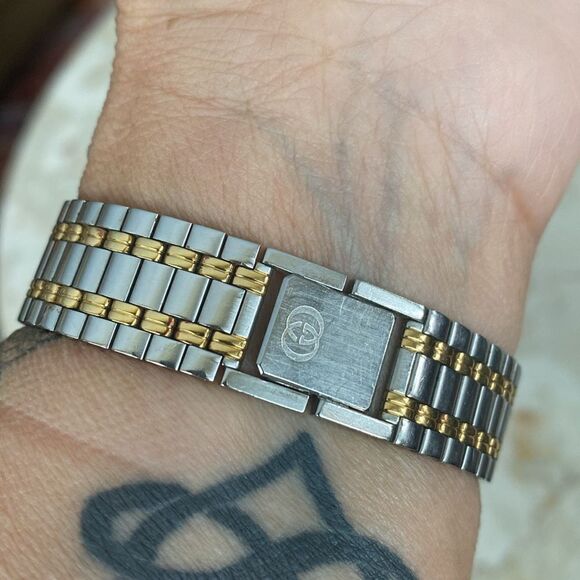 Vintage GUCCI 9000M Gold Plated & Stainless Steel Wristwatch - Unisex - Picture 6 of 16